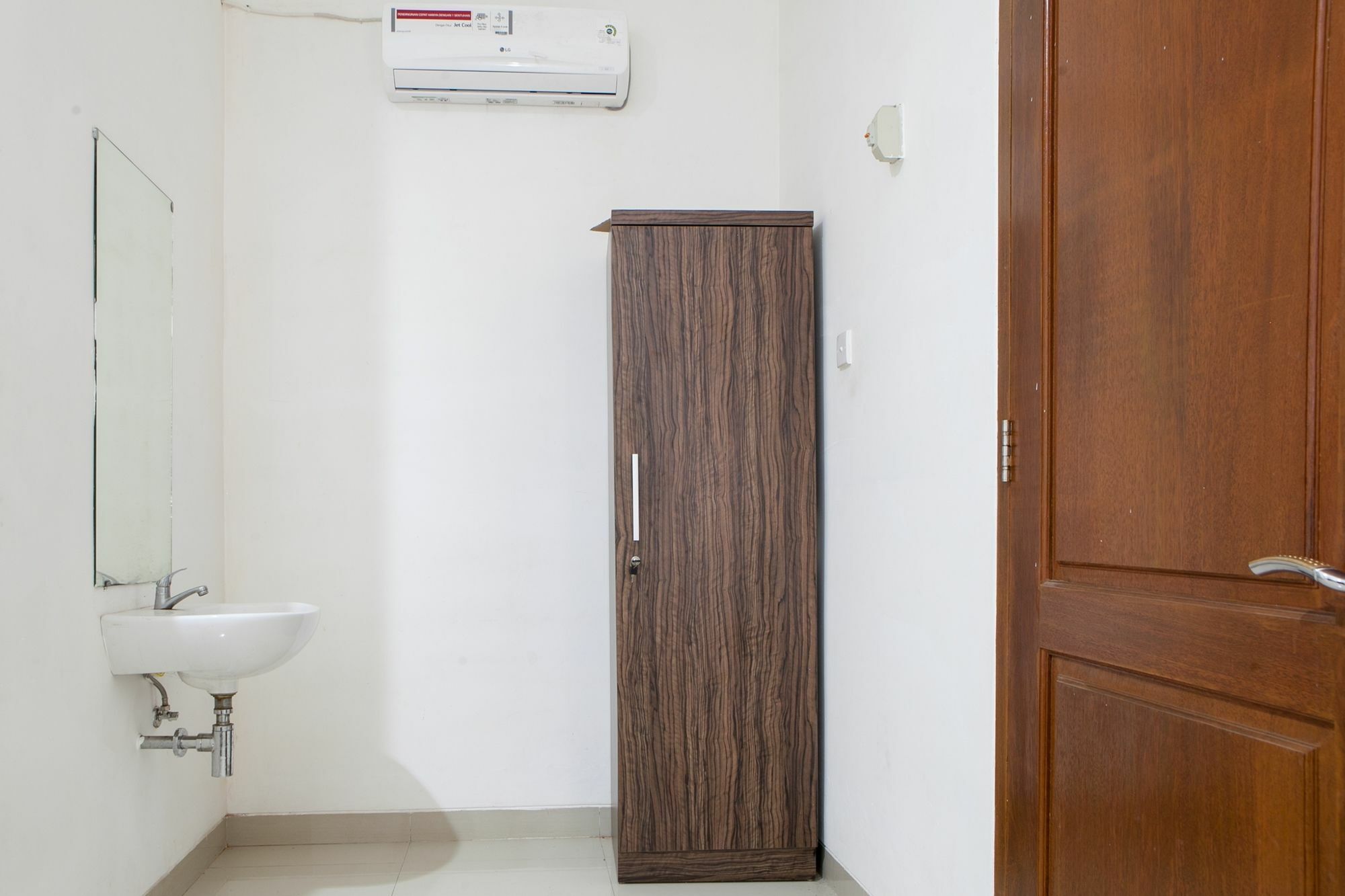 Reddoorz Near Tegalega Park Bandung Exterior foto